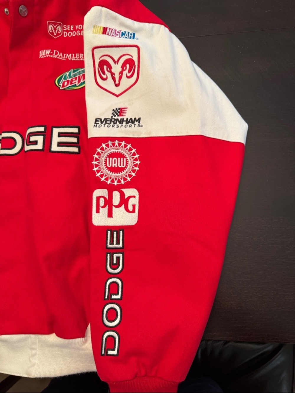 Chase Authentics Red Dodge Racing Jacket - Picture 4 of 5